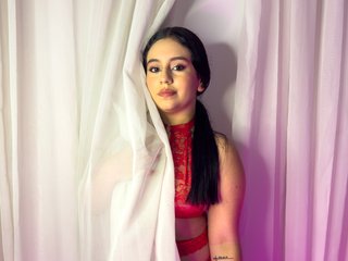 Erotik görüntülü sohbet valerye-rouge