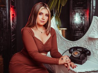 Erotik görüntülü sohbet Valicious