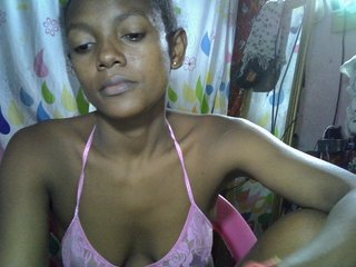 Erotik görüntülü sohbet VALLYRAZ