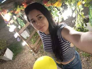 Erotik görüntülü sohbet vanesab