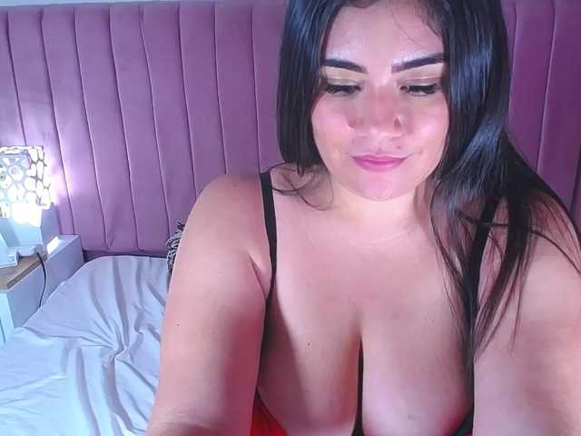 Fotoğraflar VanesaJones hello guys im vanesa im new here ! i hope u enjoy with me this time come on and play with my tight and juice pussy #new #latina #bigbobs #bigass