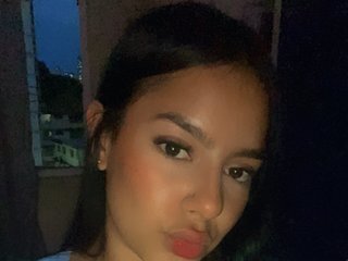 Erotik görüntülü sohbet velvettangell