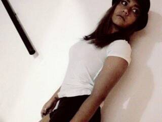 Erotik görüntülü sohbet VeronycaG