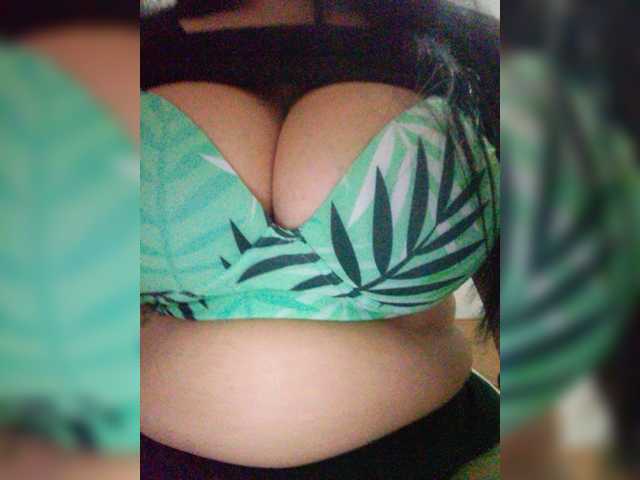 Yayın ekran görüntüleri vicky-hot