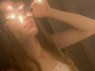 Erotik görüntülü sohbet VictoriaCollins