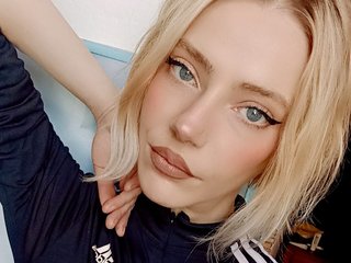 Erotik görüntülü sohbet VikkaContessa