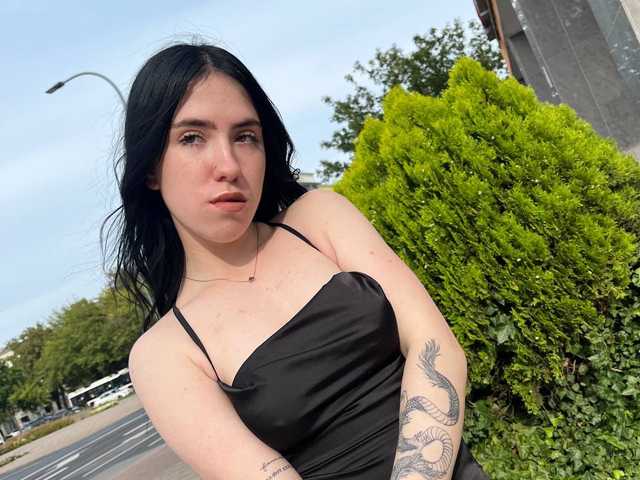 Profilin fotoğrafı vikkitrickky69