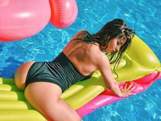 Erotik görüntülü sohbet vikyt33n