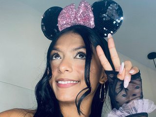 Erotik görüntülü sohbet VioletAss