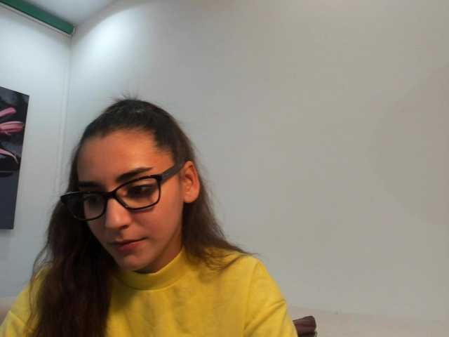 Yayın ekran görüntüleri violetmyers18