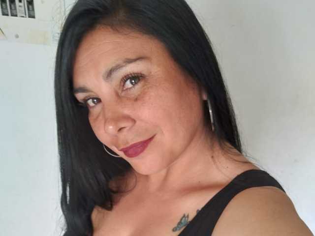 Profilin fotoğrafı vivian-milf-paint