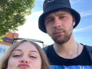 Erotik görüntülü sohbet VixyVee