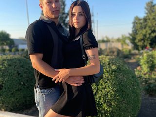 Erotik görüntülü sohbet GaraldAndShantall