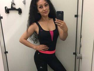 Erotik görüntülü sohbet WebcamLoveRo