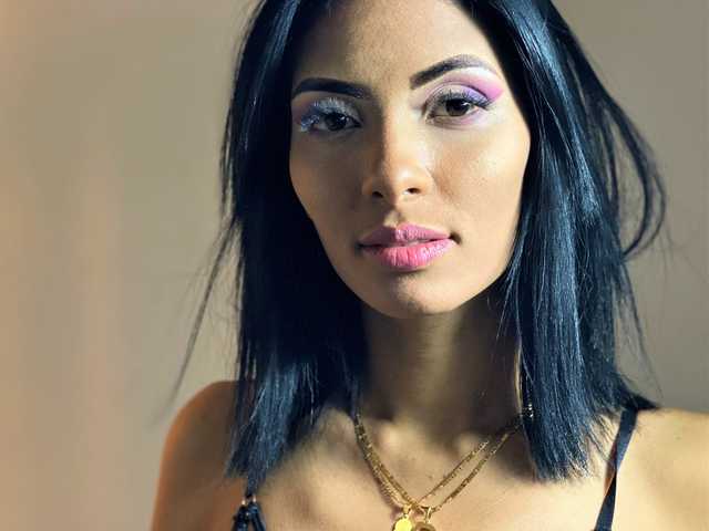 Profilin fotoğrafı wet-samantha
