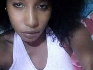 Erotik görüntülü sohbet Garisongirl