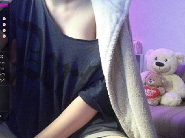 Yayın ekran görüntüleri Anyuta_Kiss