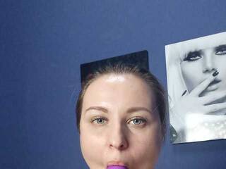 Erotik görüntülü sohbet XHugeTitsAS