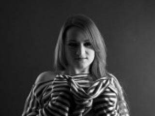 Erotik görüntülü sohbet xtendergirl