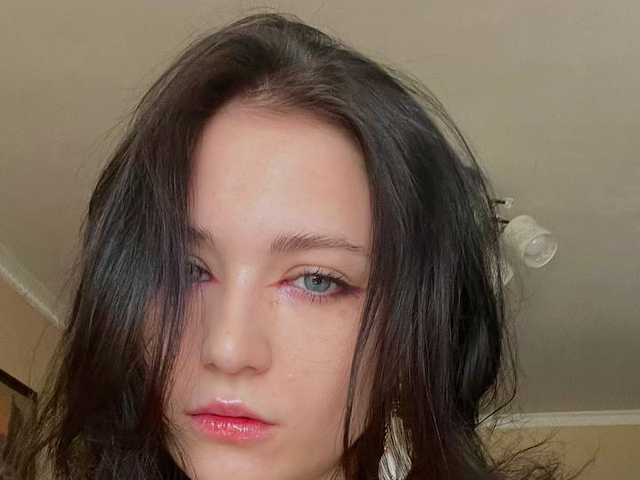 Profilin fotoğrafı YajairaWeare