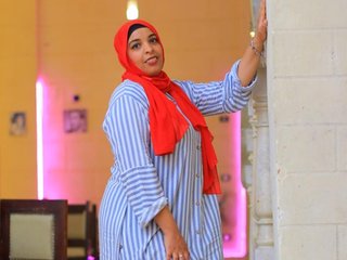 Erotik görüntülü sohbet Yaralov