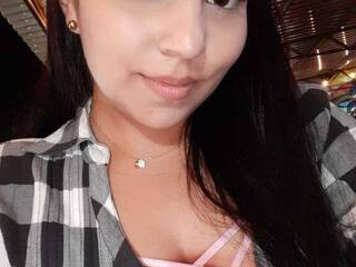 Erotik görüntülü sohbet YesseCandy