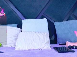 Erotik görüntülü sohbet YesyHills