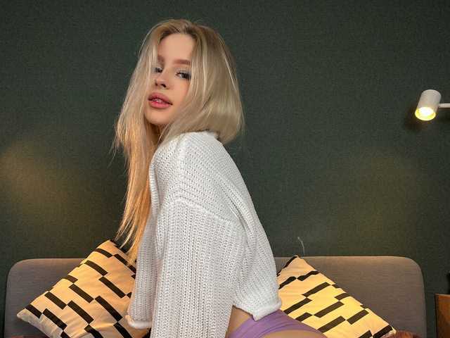 Profilin fotoğrafı youngmalena