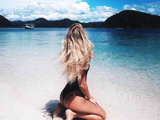 Erotik görüntülü sohbet Your-teacher-1