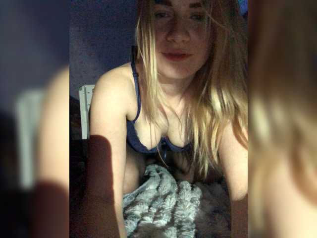 Fotoğraflar Yourdreamgir1 Cam 13, ass 17, BJ 23,boobs 27,pussy 53, naked for 5 mins 77,fingering 83) Playing in pvt,full pvt or group)