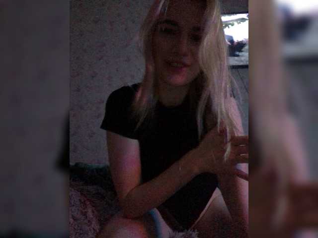 Fotoğraflar Yourdreamgir1 Cam 13, ass 17, BJ 23,boobs 27,pussy 53, naked for 5 mins 77,fingering 83) Playing in pvt,full pvt or group)