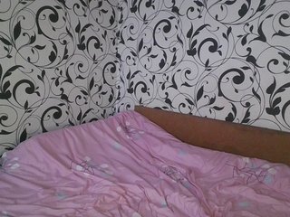 Erotik görüntülü sohbet YourEmilie