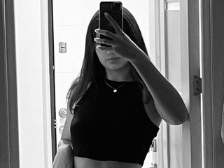 Erotik görüntülü sohbet KristinaMedow