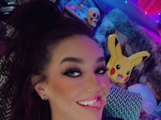 Erotik görüntülü sohbet YourPocketPolly