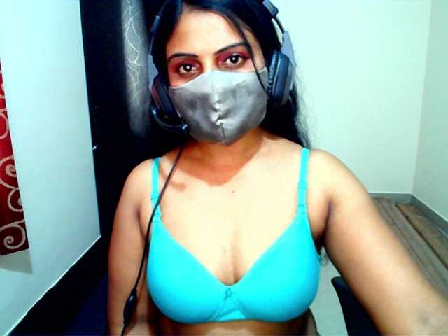 Fotoğraflar yoursavitha5 my neighbour at home | Make me Squirt at Pvt | Today free show for all| Please support | lets party [none] [none] [none]