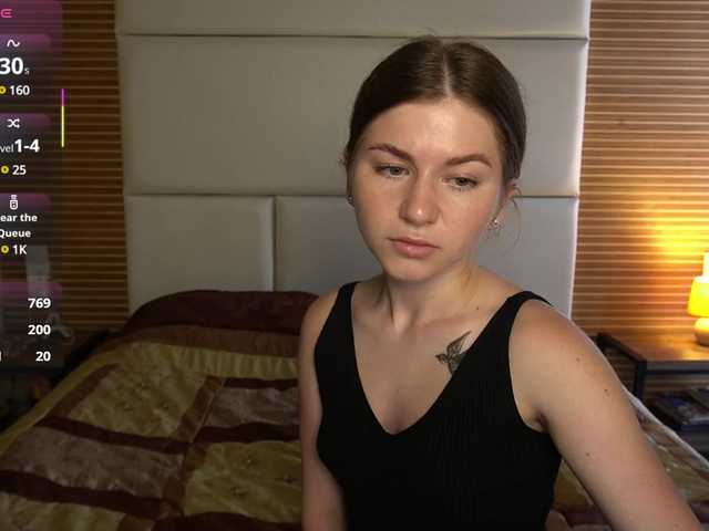 Yayın ekran görüntüleri YoursGirlAlice