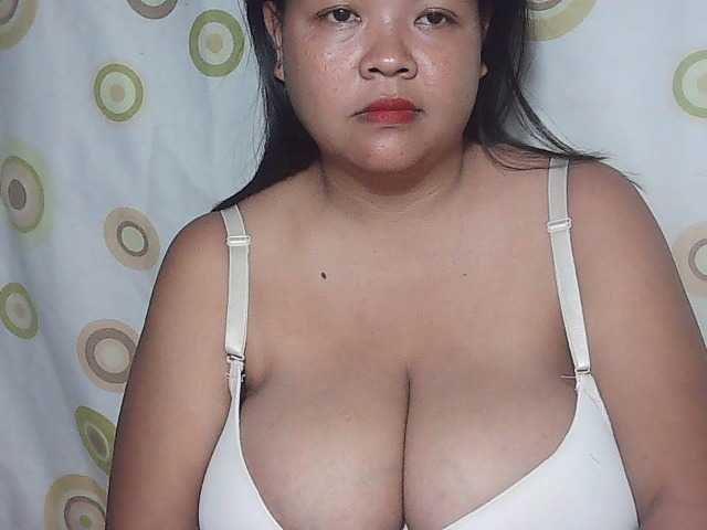 Yayın ekran görüntüleri yummytits28