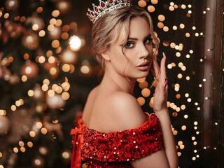 Erotik görüntülü sohbet YungEllita