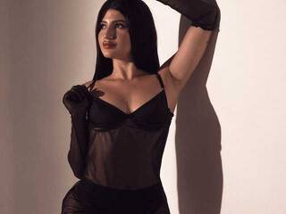 Erotik görüntülü sohbet ZaraMilan