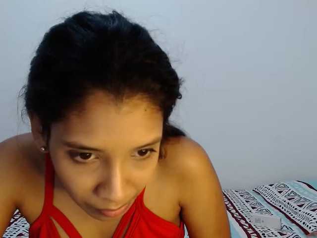 Fotoğraflar Zaylee18 Hey guys is my first day here ,please give me much love , im naugthy and sexy girl , all naked 200tk , group pvt is avaialbles