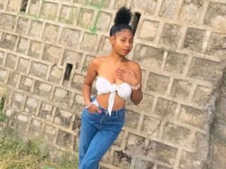 Erotik görüntülü sohbet Znela