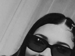 Erotik görüntülü sohbet zoe-tay