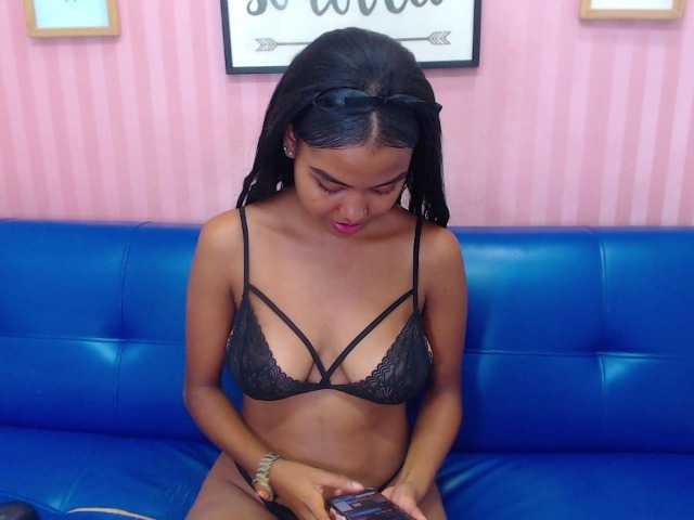 Fotoğraflar ZoeyCarter #hot #ebony #teen #latina #Bigtits #beautiful #horny n ready to #fuck my #pussy in pvt! My #Lovense is ON! Tip 8 if you like the view!!! DILDO RIDE SHOW [176 tokens remaining]