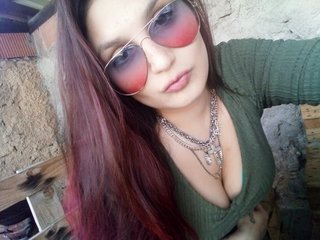 Erotik görüntülü sohbet Zuzanahaluzincova
